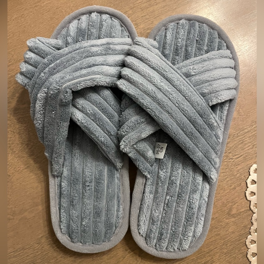 NEW Women’s Plush Fuzzy Open Toe Slip On Sleepwear House Slippers Shoes